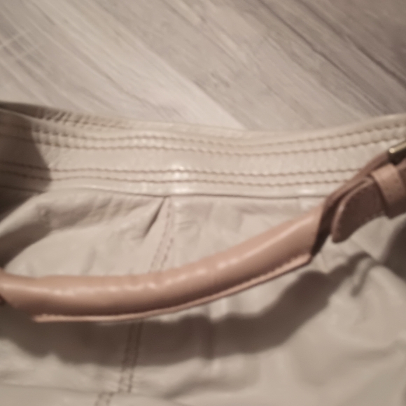 Leather handbag - Picture 7 of 9